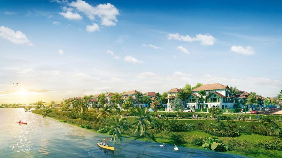 Sunneva Island được bao quanh bởi sông nước cùng tầm nhìn bao quát dãy núi Ngũ Hành Sơn.